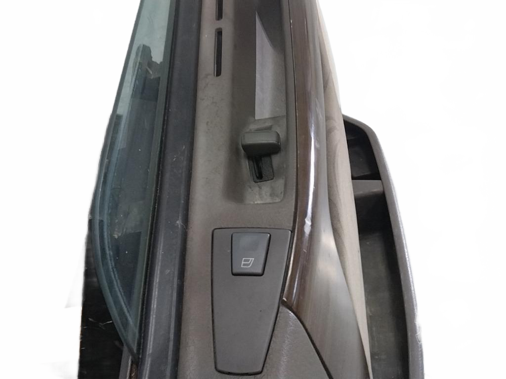 Volvo RH DOOR ASSEMBLY OEM - Second Truck Parts