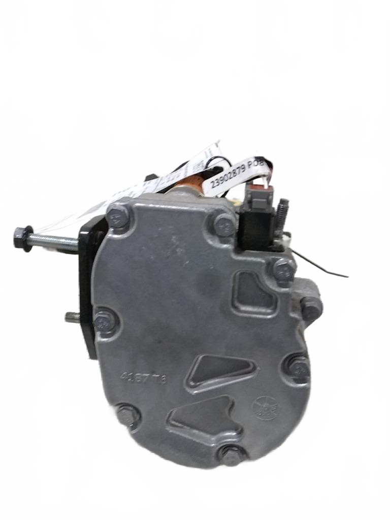 Chassis 24V mounted a/c compressor OEM 84192003D2 - Second Truck Parts