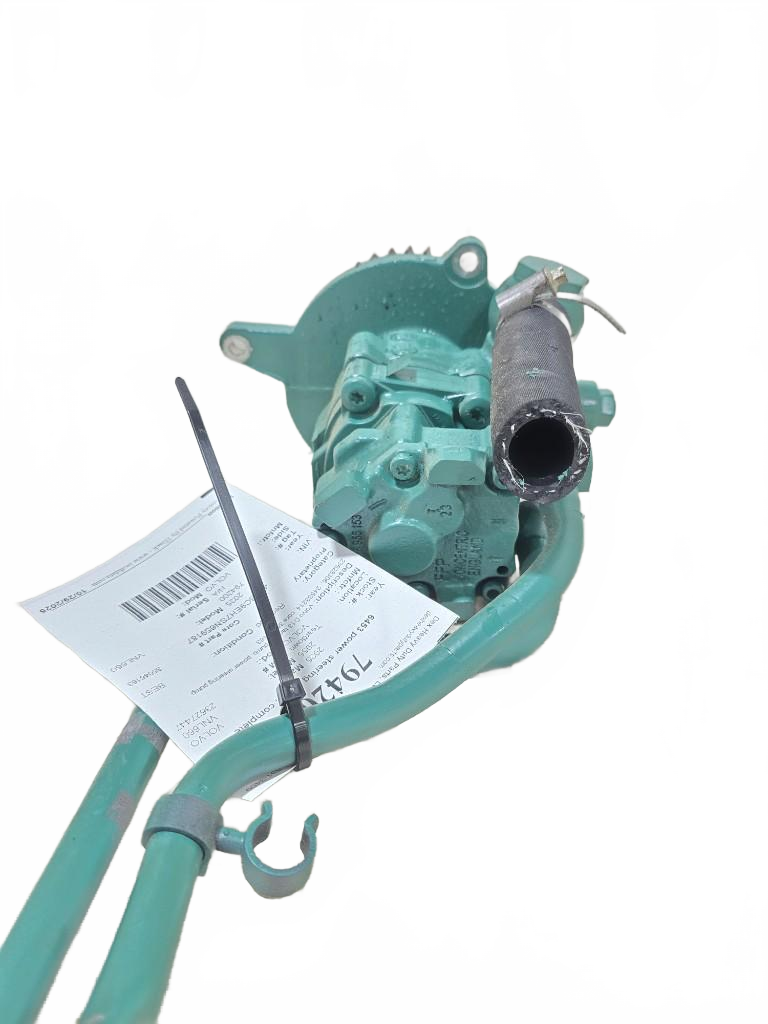 Volvo D13 tandem pump OEM 23627447D4 - Second Truck Parts