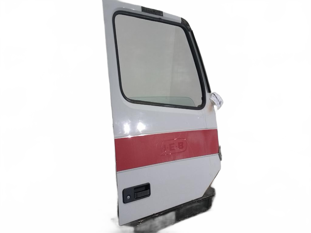 Volvo RH DOOR ASSEMBLY OEM 26674777 - Second Truck Parts
