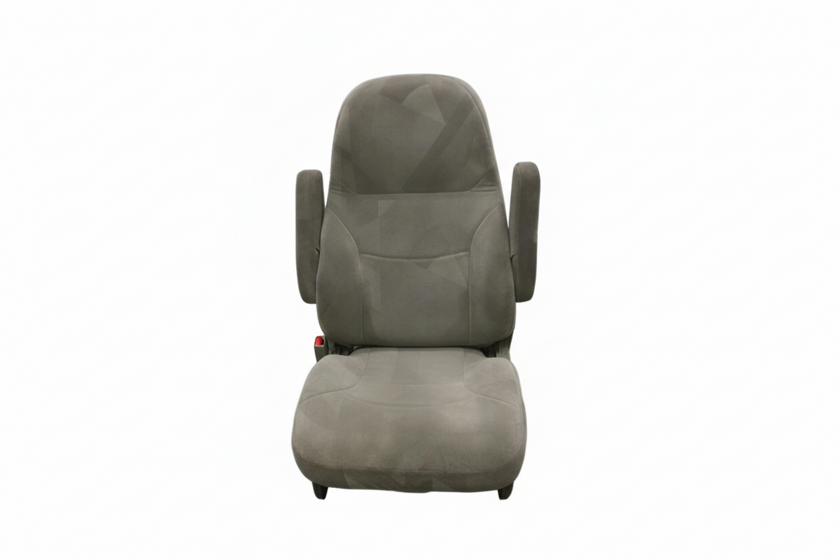 Volvo CompleteRH seat assembly OEM 21137215 - Second Truck Parts