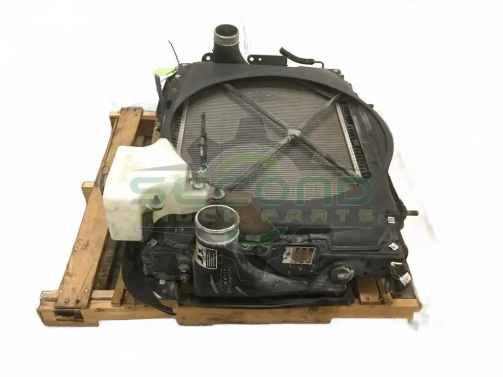 Peterbilt Complete cool pack out of 09' PX-8 engine includes: - Second Truck Parts
