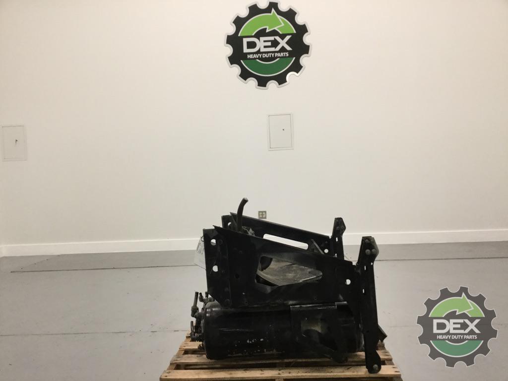 Volvo VNL steel battery box with x3 air tanks 2x 21183543 OEM DDD5