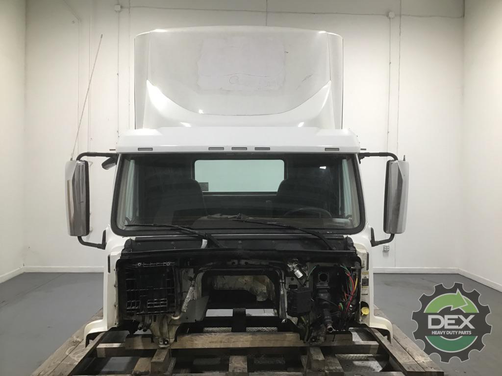 Volvo VNM groomed Daycab OEM 21134493D32