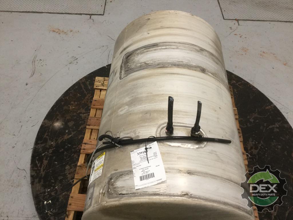 Volvo LH aluminum fuel tanl measures 26" x40" 100 gallon D-Shaped - Second Truck Parts