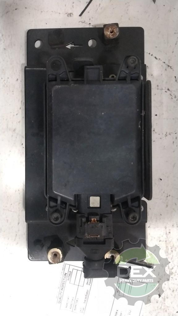 Bendix Lane avoidance front bumper sensor / antenna OEM 22554776D10