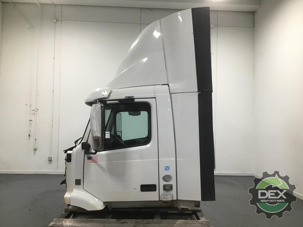 Volvo VNM groomed Daycab OEM 21134493D32