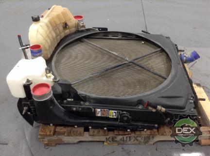 Peterbilt 384 Cool Pack : Radiator OEM