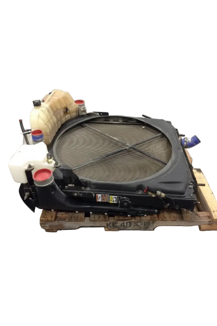 Peterbilt 384 Cool Pack : Radiator OEM - Second Truck Parts