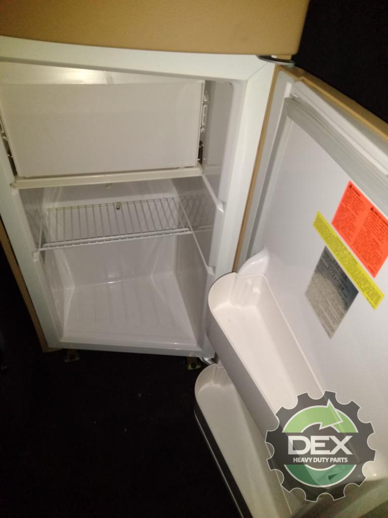 Volvo VT880 groomed sleeper cab OEM 20801803D2