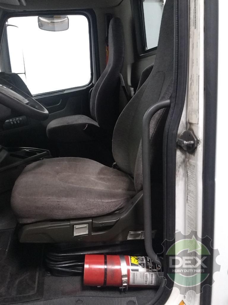 Volvo VNR/L day cab assembly OEM 23309691D3