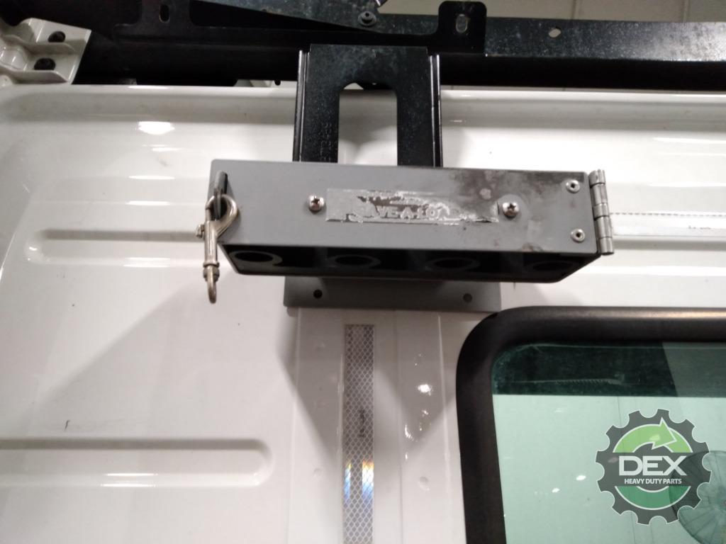 Volvo VNM groomed Daycab OEM 21134493D39