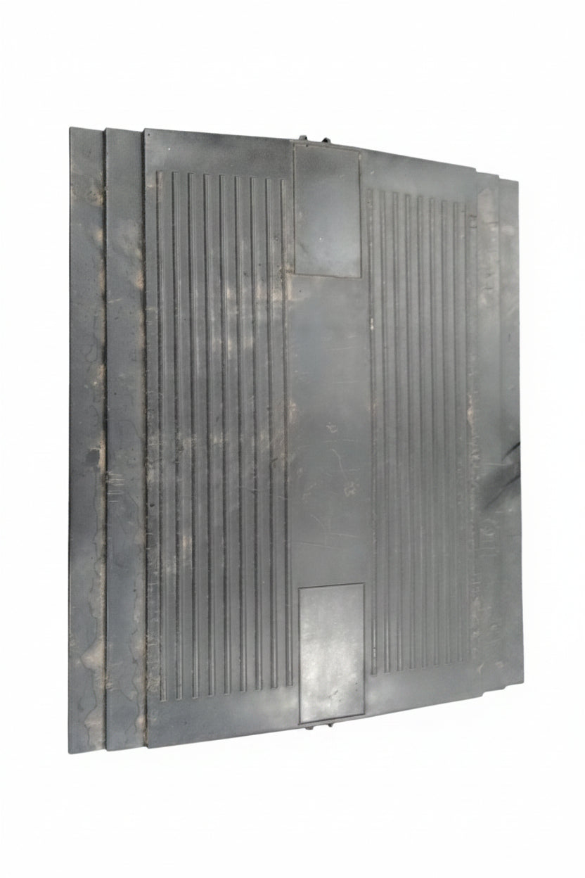Volvo Between the frame mounted plastic battery box OEM 21275664 - Second Truck Parts