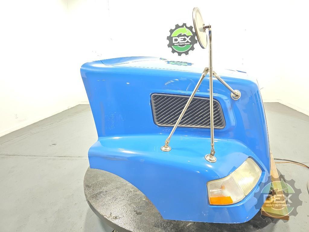 Volvo VNM groomed hood OEM 20769888D1