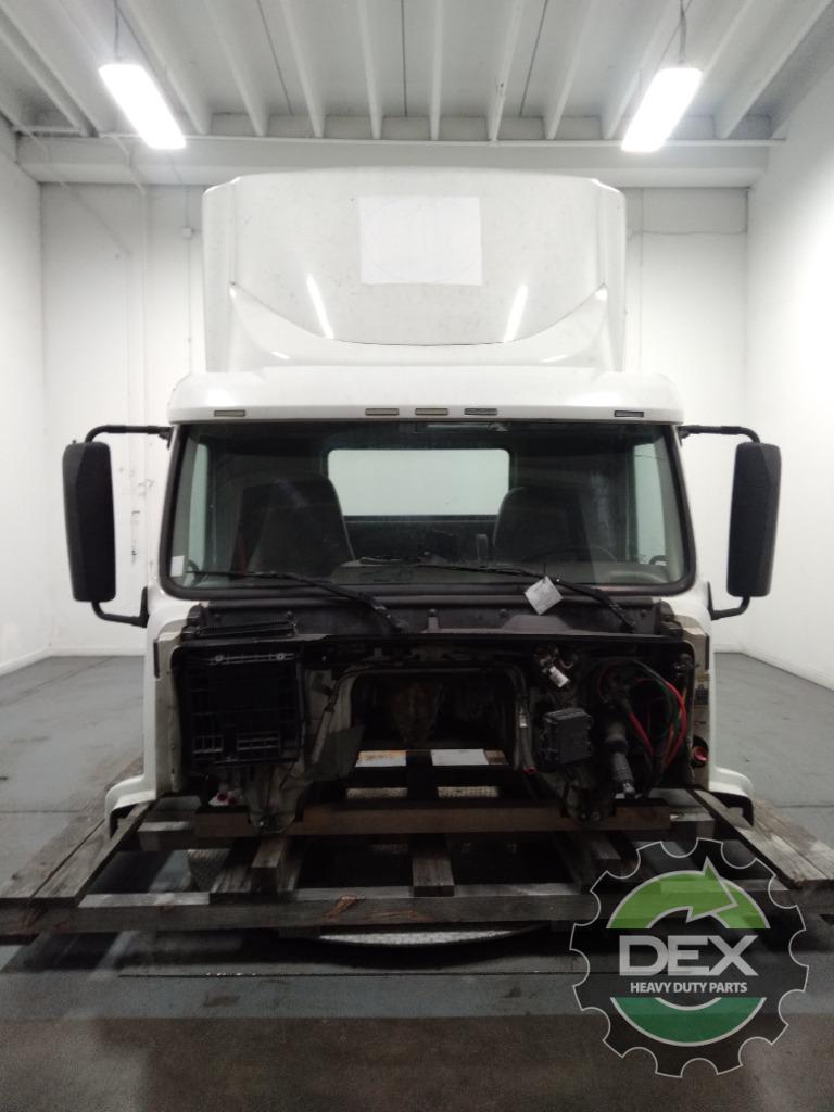 Volvo VNM groomed Daycab OEM 21134493D18