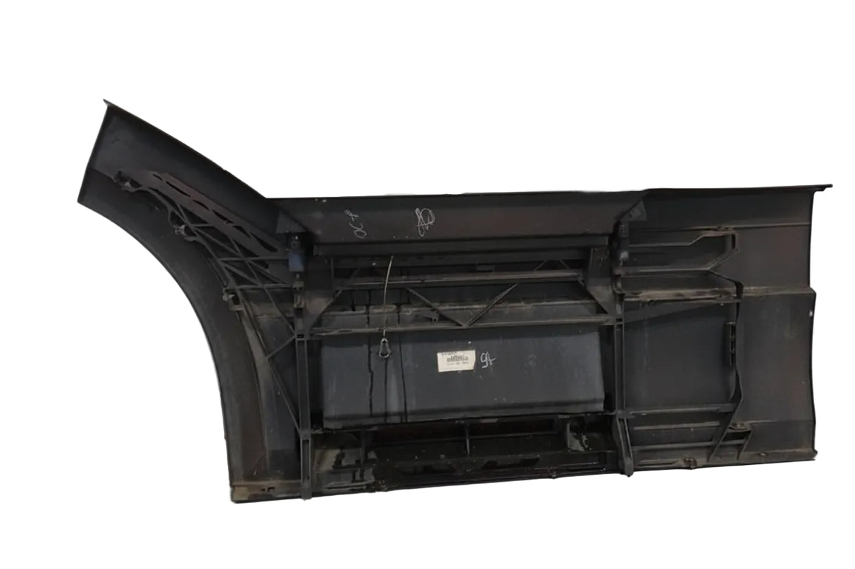 Volvo VNL RH front chassis fairing OEM 20982663 - Second Truck Parts