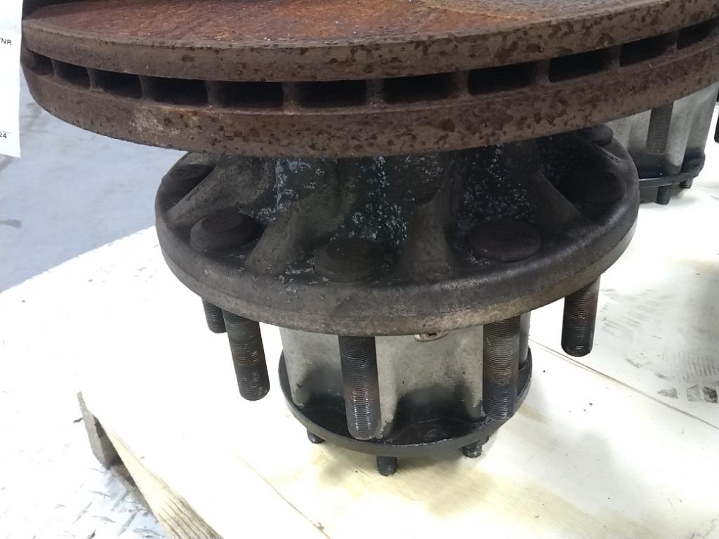 Meritor RH MT-40-14X front rear axle hub and spindle cutoff OEM - Second Truck Parts