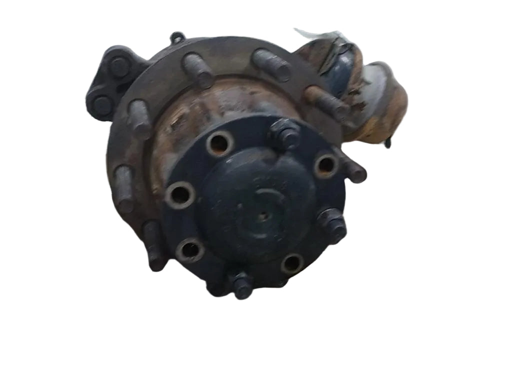 Meritor LH RS23-160 rear axle hub cutoff OEM 20546925 - Second Truck Parts