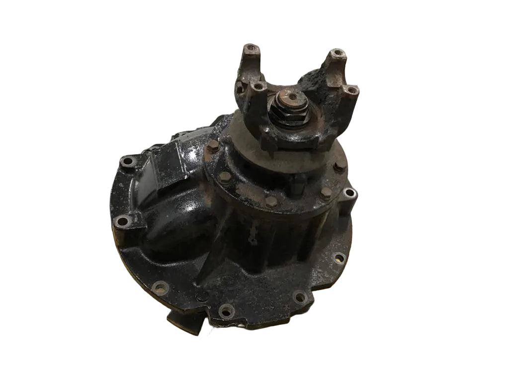 Meritor RS23-160 rear axle carrier in 2 OEM - Second Truck Parts