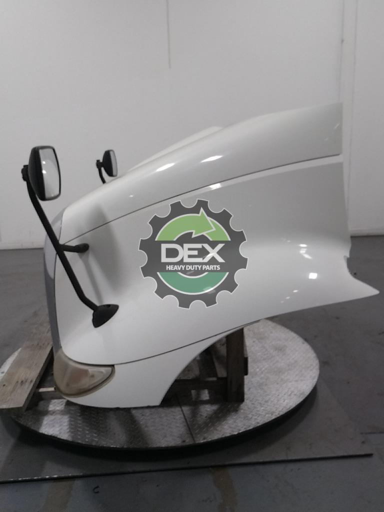 International 8600 hood assembly OEM