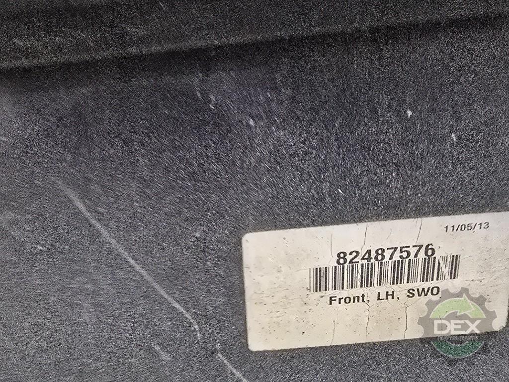 Volvo VNL LH front chassis fairing with steps OEM 82487576D2