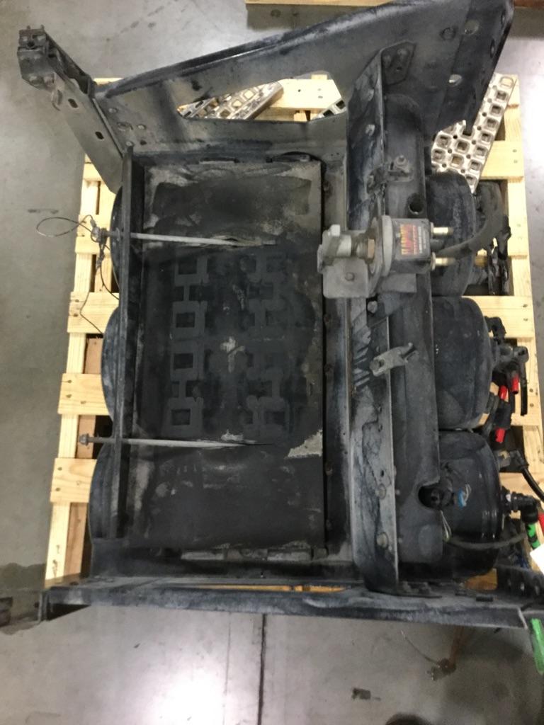 Volvo VNL steel battery box with 3 air tanks 2x OEM 21043167D56