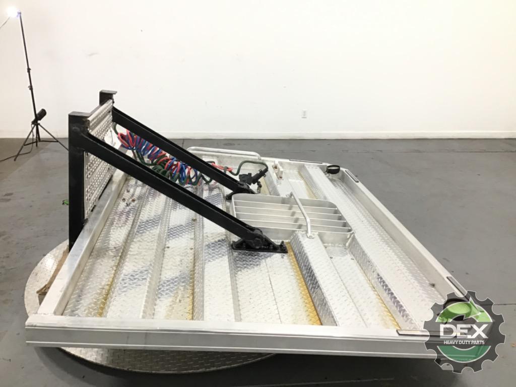 Aluminum Headache rack with brackets OEM - Second Truck Parts