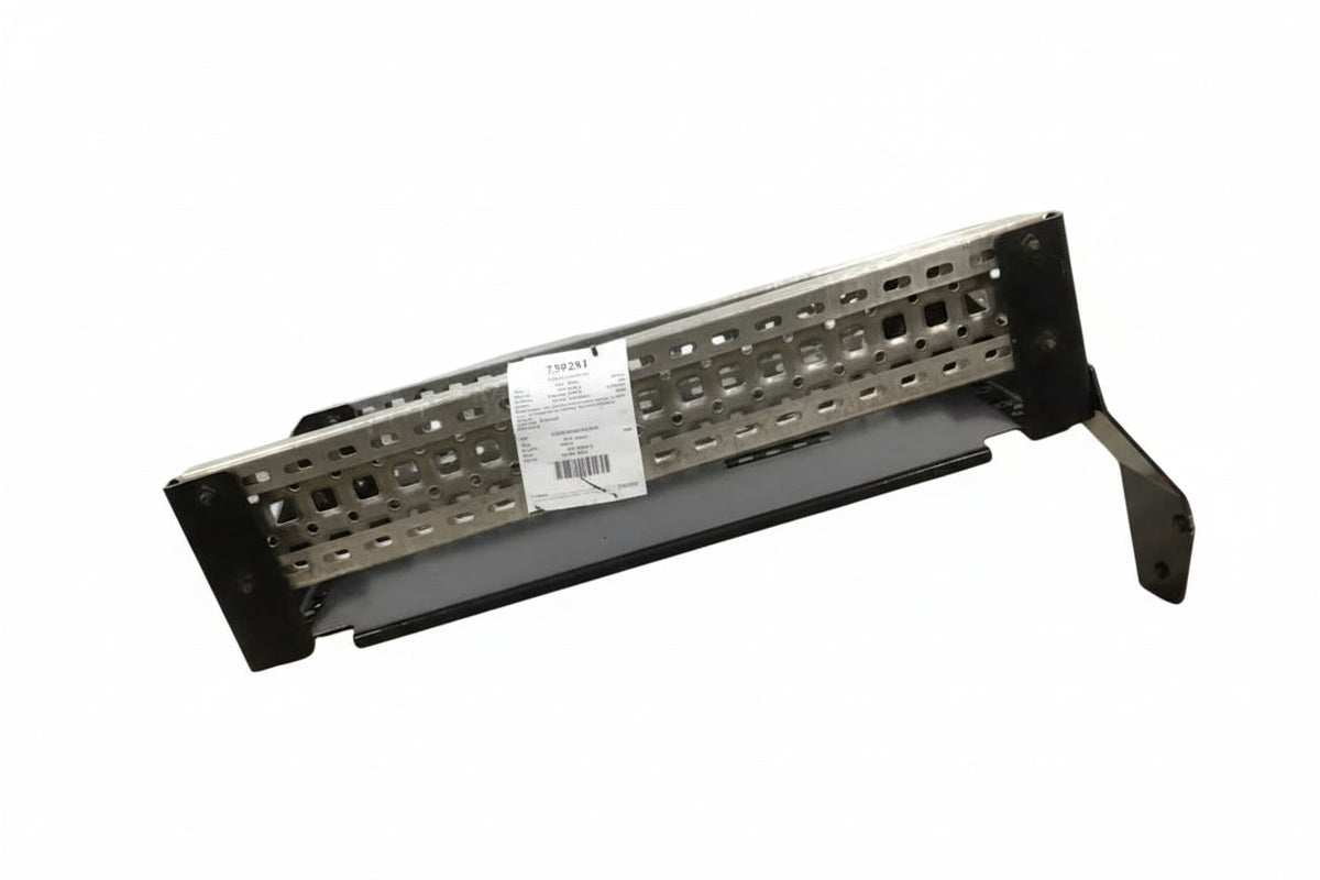 Volvo RH steps and heat shield assembly OEM 22676967 - Second Truck Parts