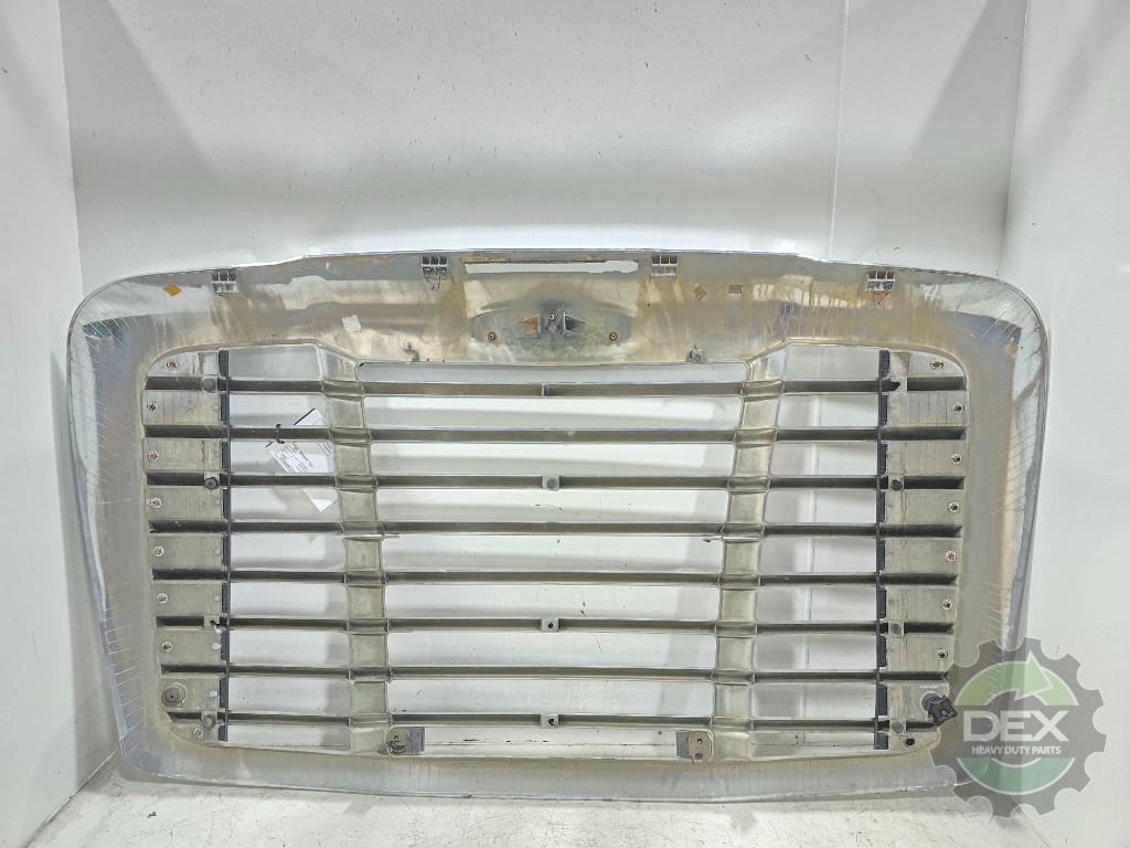 Freightliner Cascadia grille OEM - Second Truck Parts
