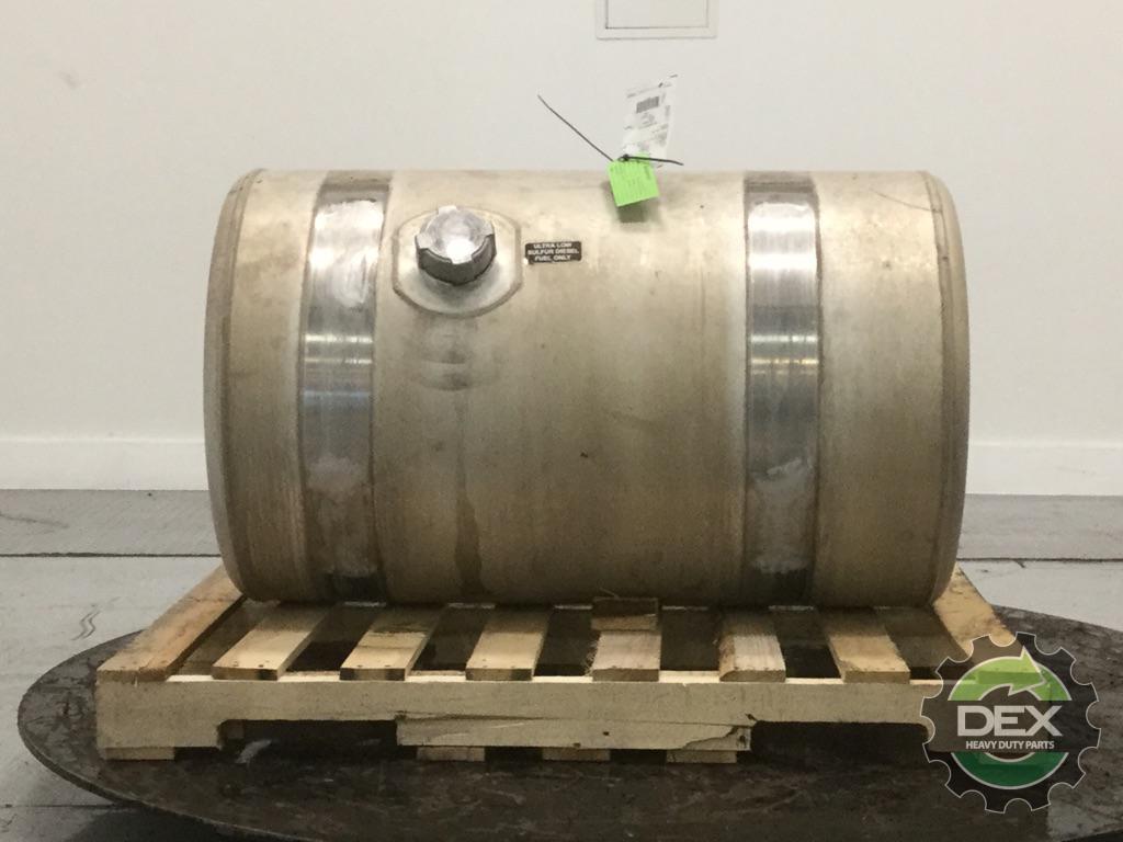 Aluminum RH fuel tank neasures 25" x 41" 80 gallons rear fill neck - Second Truck Parts