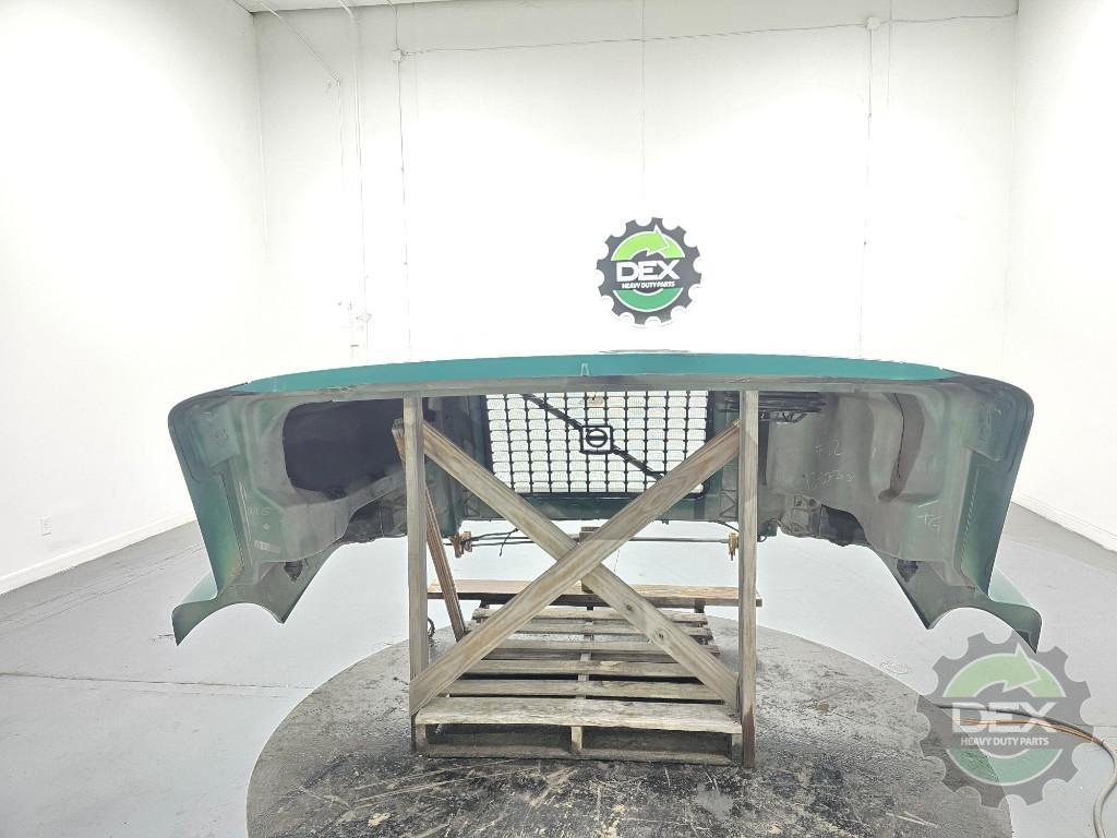 Volvo VNM groomed hood OEM 20769888D2