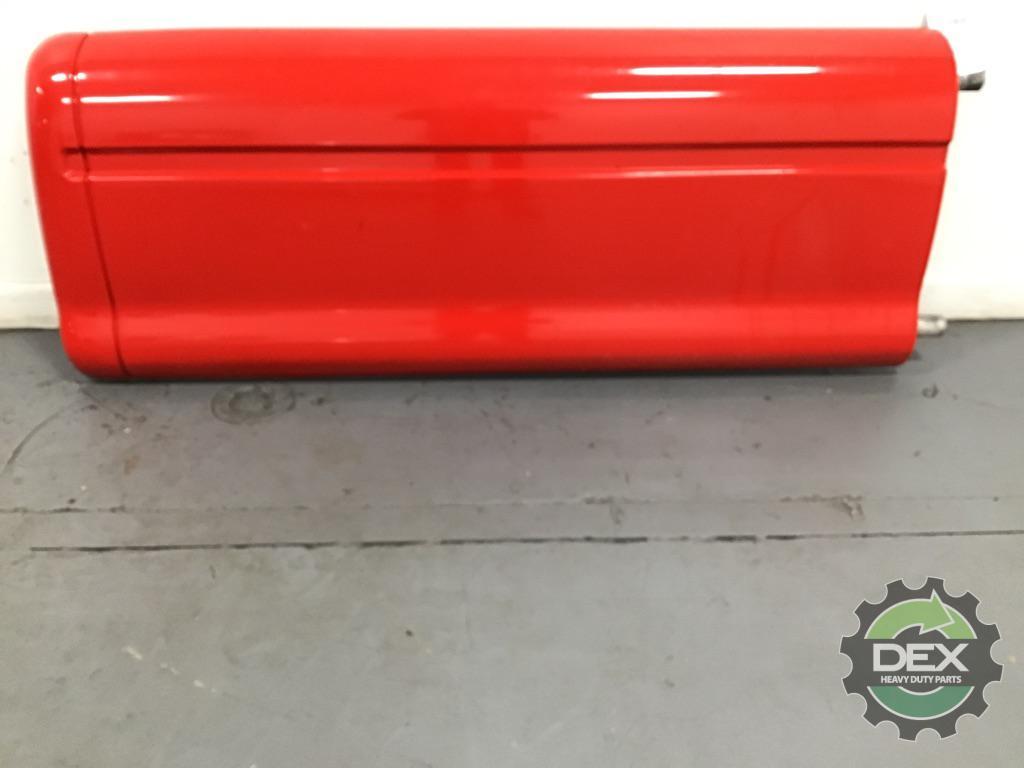 Peterbilt 387 LH front chassis fairing with battery door OEM