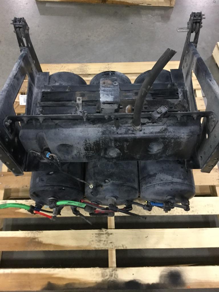Volvo VNL steel battery box with x3 steel air tanks OEM 21043167D59