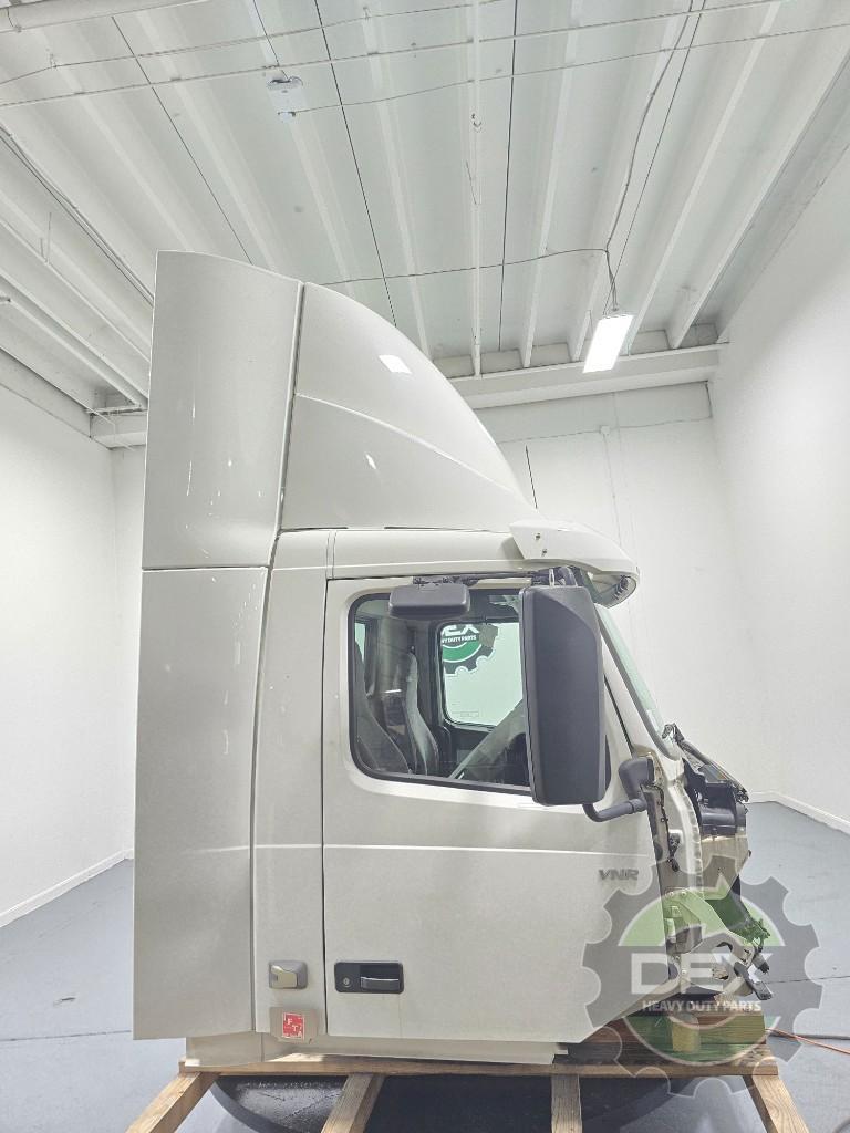 Volvo VNR/L day cab assembly OEM 23309691D1