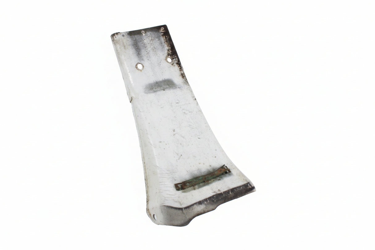 Volvo WXLL RH front 1/4 fender OEM 3081367 - Second Truck Parts
