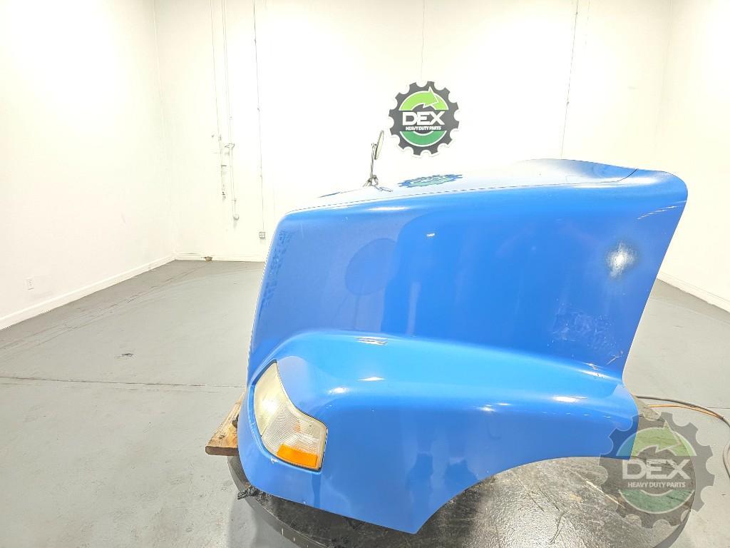 Volvo VNM groomed hood OEM 20769888D1