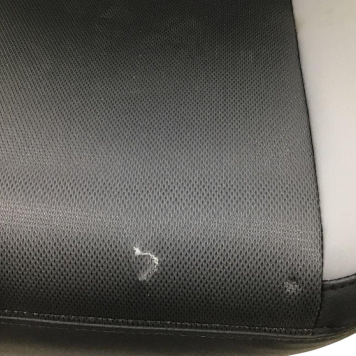 23844486 Genuine Mack Passenger Seat - Second Truck Parts