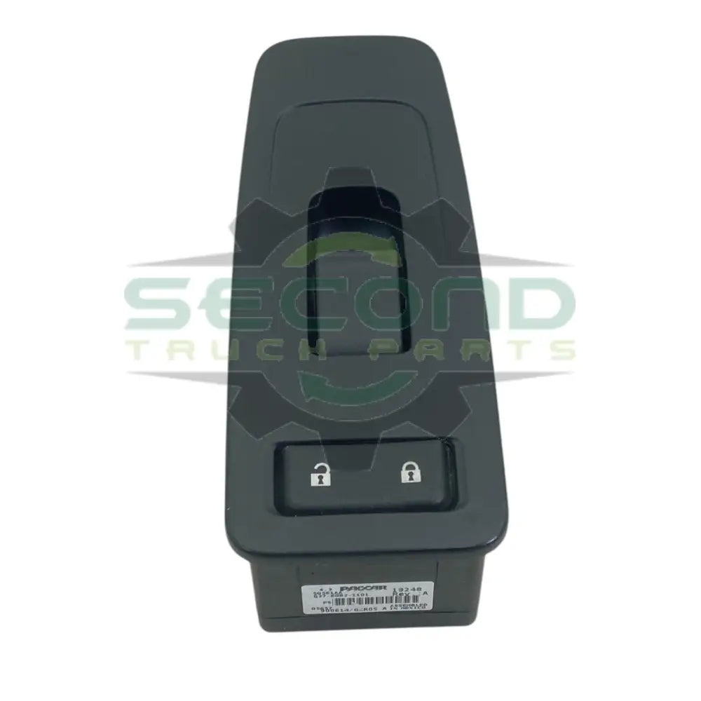 Q27-6082-1102 Genuine Paccar Control-2.1M Passenger DCM - Other Truck Parts