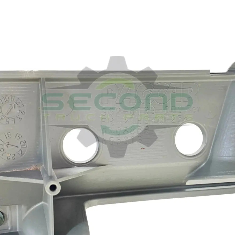 S62-6142-082901671 Genuine Paccar Dash Assembly - Second Truck Parts
