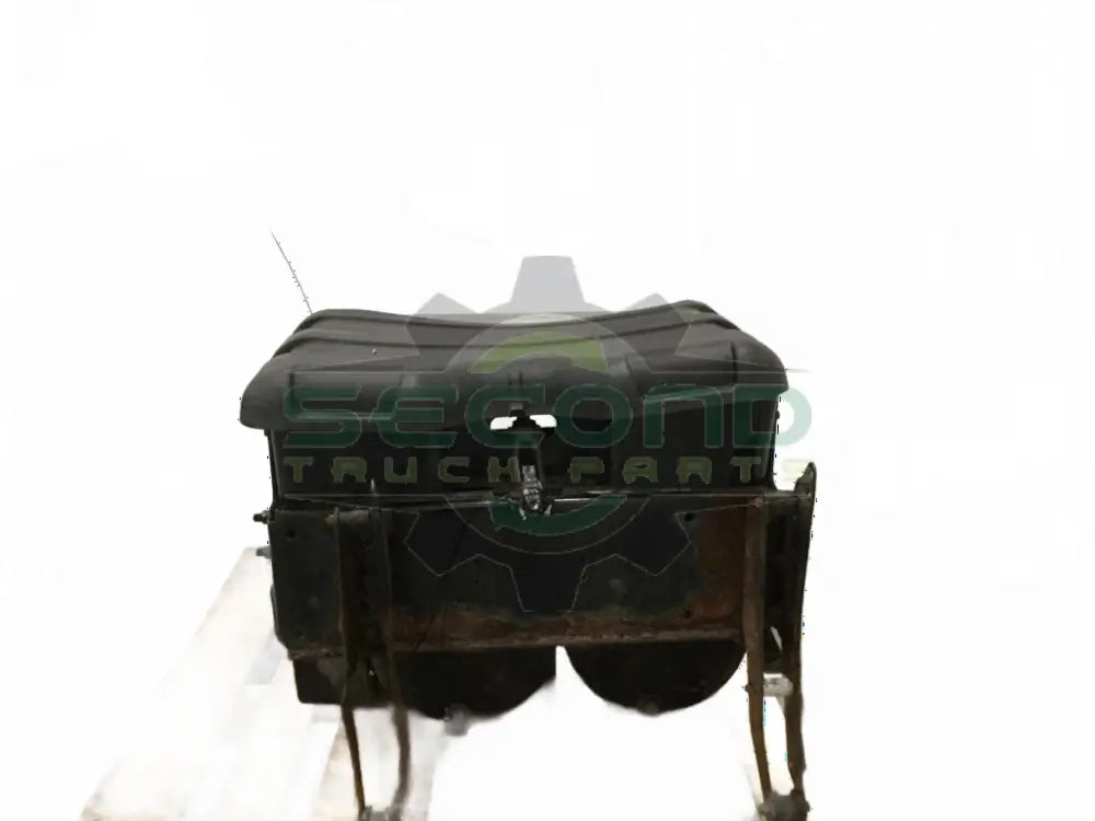 Steel Battery box with composite lid out of '12 Freightiner Cascadia - Second Truck Parts