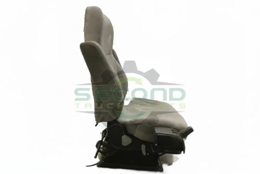 Volvo Complete LH seat assembly with air ride OEM 21137218 - Second Truck Parts