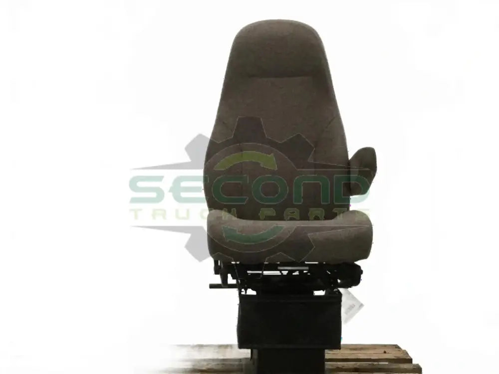 Volvo Complete RH seat assembly out of 14' VNL OEM 21619669 - Second Truck Parts