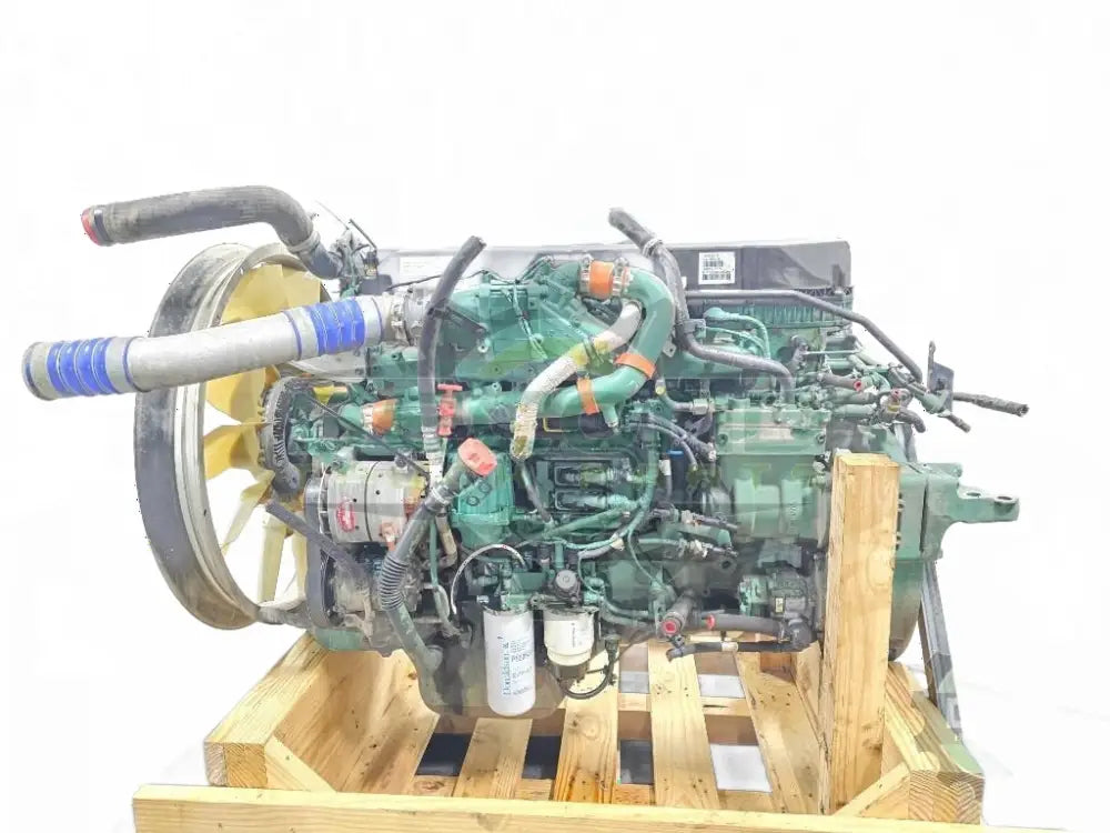Volvo D11M US17 complete engine OEM 22997144 - Second Truck Parts
