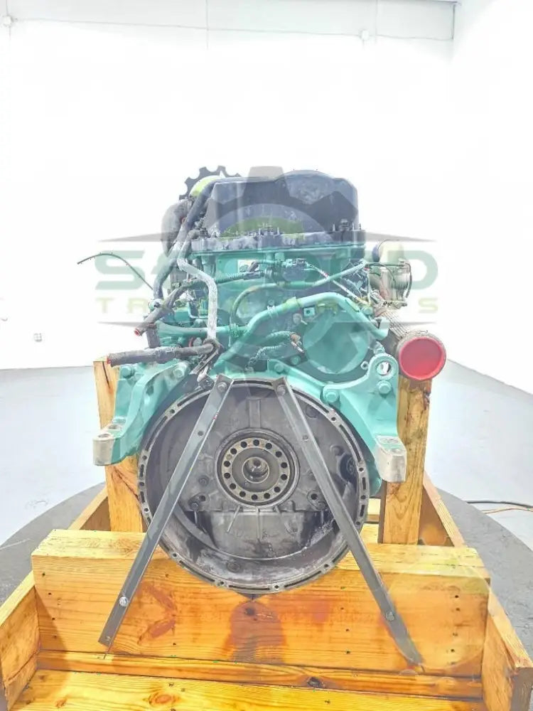 Volvo D13H US10 engine rated at 455 hp with engine brake OEM - Second Truck Parts