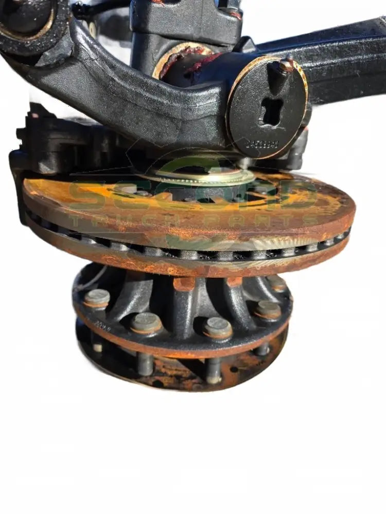 Volvo LH steer axle hub cutoff OEM 24112761 - Second Truck Parts