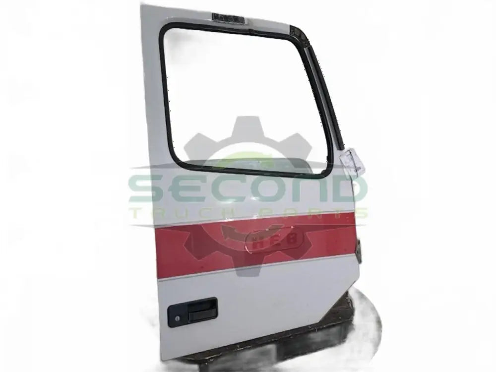 Volvo RH DOOR ASSEMBLY OEM - Second Truck Parts