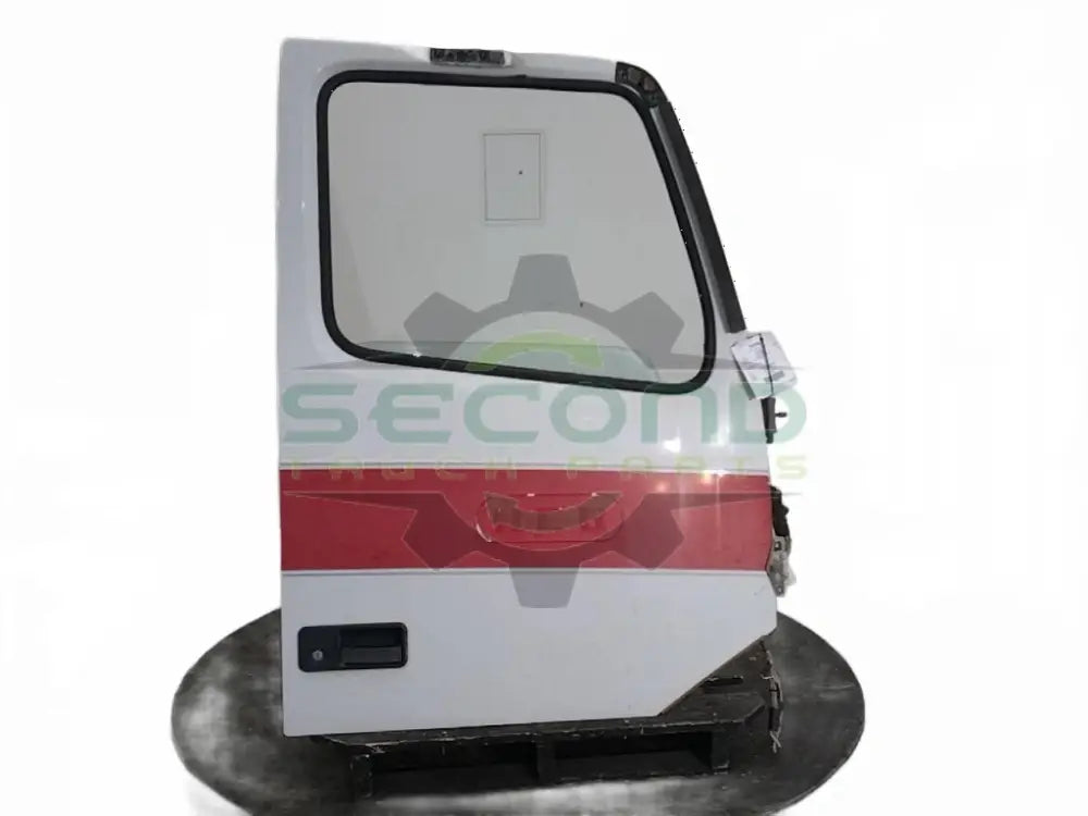 Volvo RH DOOR ASSEMBLY OEM - Second Truck Parts