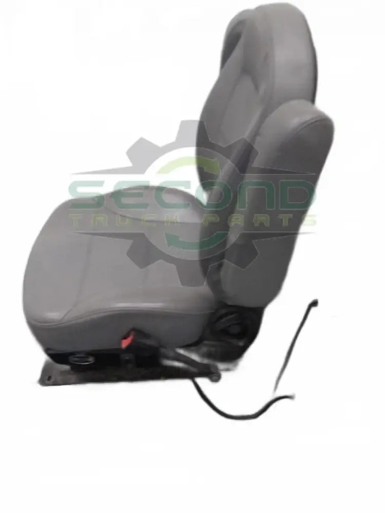 Volvo RH FAUX LEATHER SEAT WITH AIR RIDE OEM - Second Truck Parts