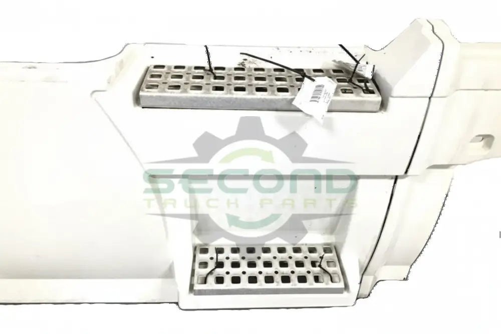 Volvo RH middle / rear chassis fairing OEM 82490542 - Second Truck Parts