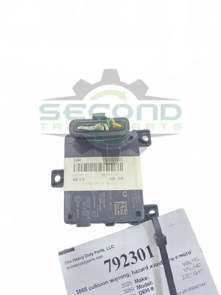 Volvo Short range radar control unit OEM 24574911D2 - Second Truck Parts